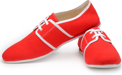 

FUNK Mox Red Canvas Shoes For Men(White, Red