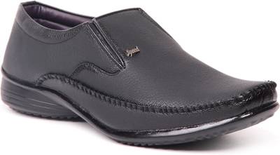 Baaj Slip On