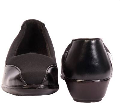 Trilokani T83 Slip On