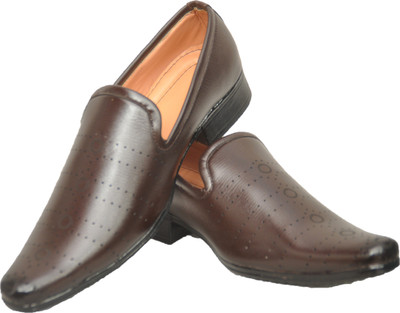 

BENI Casuals For Men(Brown)