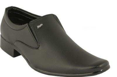 

Kraasa Style Slip On Shoes For Men(Black