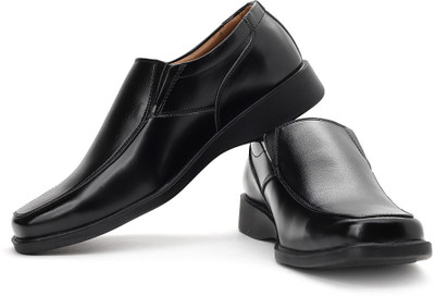 

Bata Men Synthetic Leather Slip On Shoes For Men(Black)