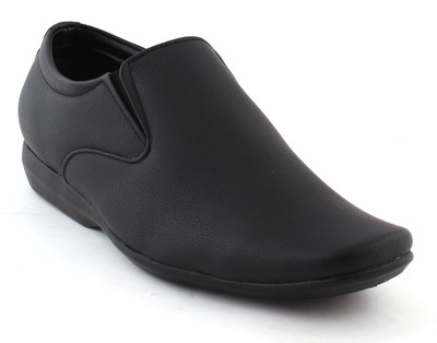 

Vebero CHIEF ROUSH Slip On For Men(Black