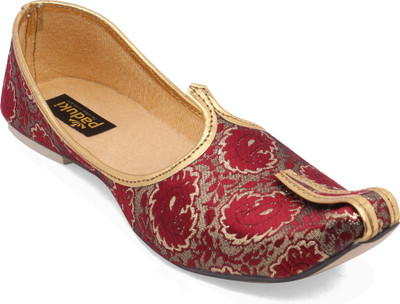 

Paduki Ethnic Footwear Mojaris For Men(Multicolor)