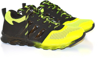 

BraveHood 102 Running Shoes For Men(Yellow