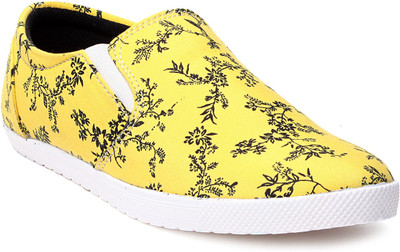 

Nell Casuals For Women(Yellow)
