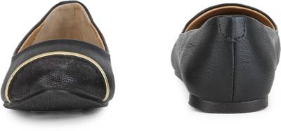 Footin By Bata Bellies