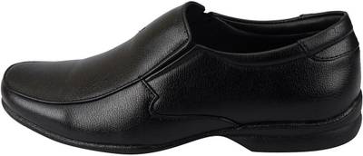 Bata Slip On