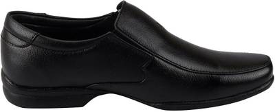 Bata Slip On