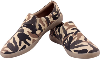 

FUNK NROW Multicolor Sneakers Sneakers For Men(Multicolor, Fsap740-nrow