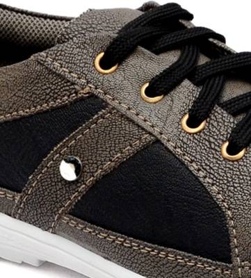 Braavosi Eco Sneakers