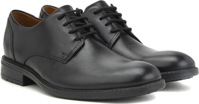 

Clarks Truxton Plain Blk WProof Lea Slip-on For Men(Black