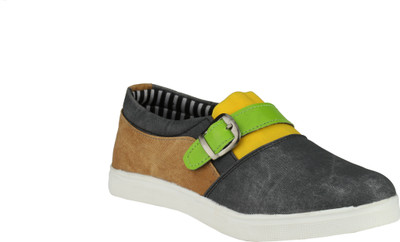

Buffy Canvas Shoes For Men(Multicolor, Yellow