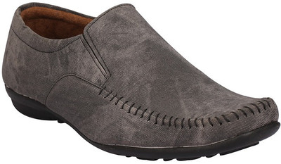 

Drivn Loafers For Men(Brown)