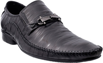 

Metro Davinchi Slip On For Men(Black, 11;black