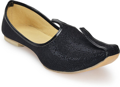 

Paduki Ethnic Mojaris For Men(Black