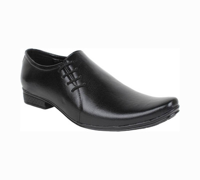 

AADOO Corporate Wear Slip On For Men(Black
