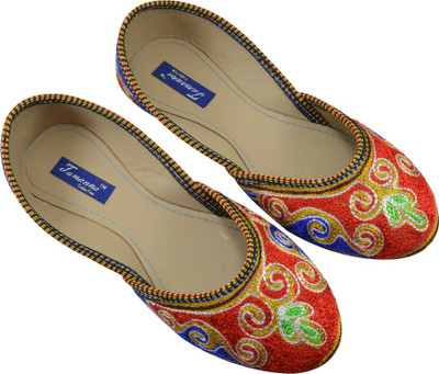 

Tamanna Red lehar handicraft Jutis For Women(Multicolor