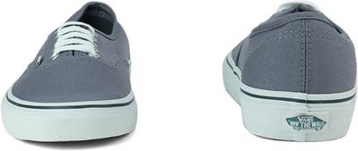 VANS AUTHENTIC Men Sneakers