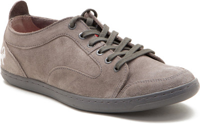 

Yezdi Casuals For Men(Grey