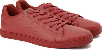 

United Colors of Benetton 16A8NOVLFW52I Sneakers For Men(Red, 906