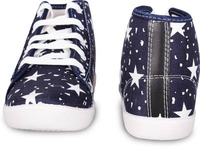 Navchetan Sneakers