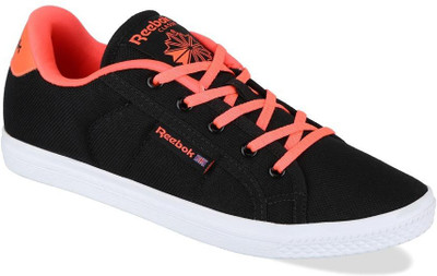 

REEBOK On Court Iv Men Canvas Shoes For Men(Black, White, Black;vitamin c;white