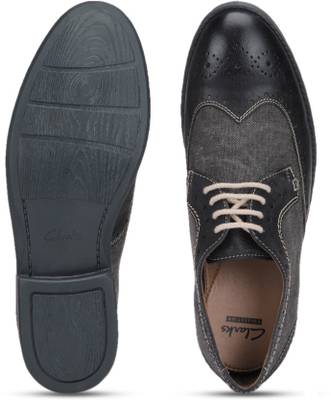 Clarks Lace up