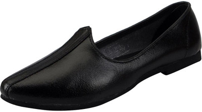 

Bata Jutis For Men(Black