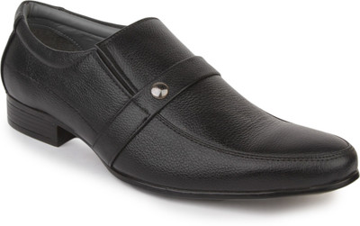 

Vilax Slip On Shoes For Men(Black)