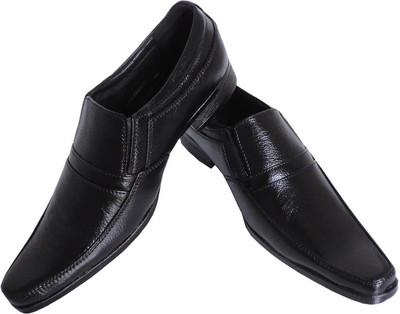 

Elligator Stylish Black Slip On Shoes For Men(Black