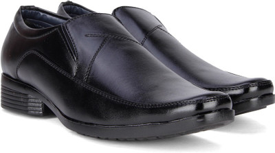 

Vulcan Knight Slip On For Men(Black