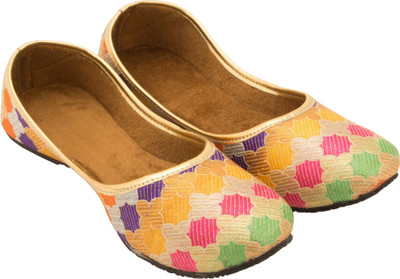 

Footrendz Durable Bellies For Women(Brown), Light brown::yellow::pink