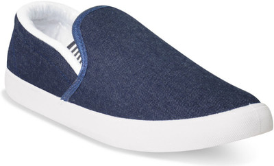 

ADYBird Indigo Sneakers For Men(Blue