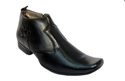 

Shoe Day Slip On Shoes For Men(Black)