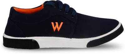 Navchetan Sneakers
