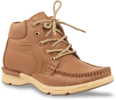 

Bacca Bucci Men Tawyer Evo Leather Casual Boots For Men(Brown