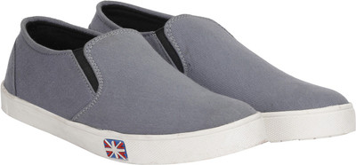 

Kraasa Unbeaten Slip On Sneakers For Men(Grey