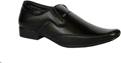

Outranger Slip On Shoes For Men(Black)