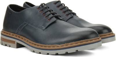Clarks Lace up
