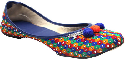 

Port Ladies punjabi Jutti Jutis For Women(Multicolor