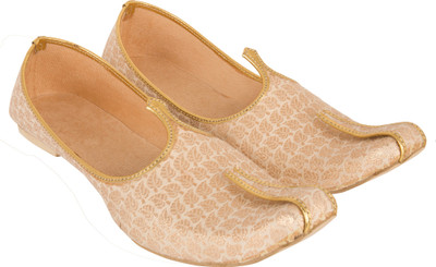 

Rajsahi Jutis For Men(Pink, Gold