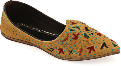 Paduki Ethnic Footwear For Women(Brown