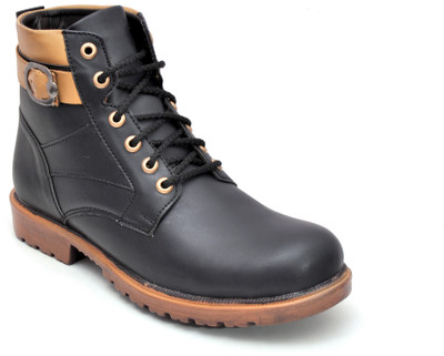 

Buenos Solid buckled EE Boots For Men(Black