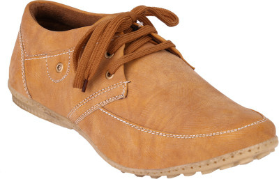 

Resto Outdoor Shoes For Men(Tan