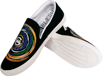 

Wood Craft My Cool Gear Action Sneakers For Men(Black, Black104