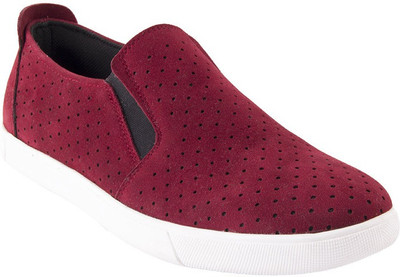 

Ziera Beach Maroon Casuals For Men(Maroon)