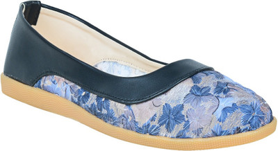 

Footrendz Ethnic Embroided Tissue Bellies For Women(Black)