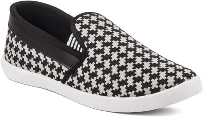 

RockSoft RS_208 Loafers For Men(Black)