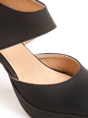 Marc Loire Marc Loire Women's Solid Black Zipper Heels Bellies
